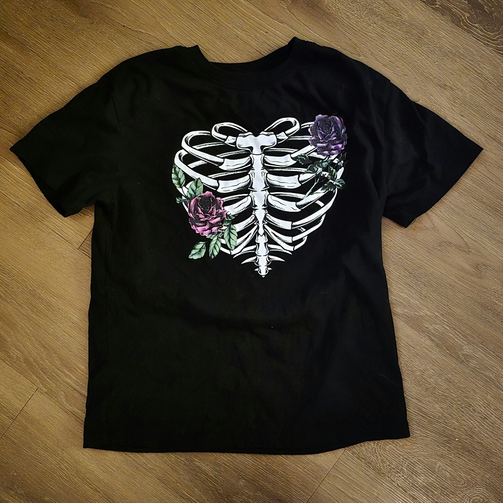 Scavenger Hunt Girls Medium Tshirt